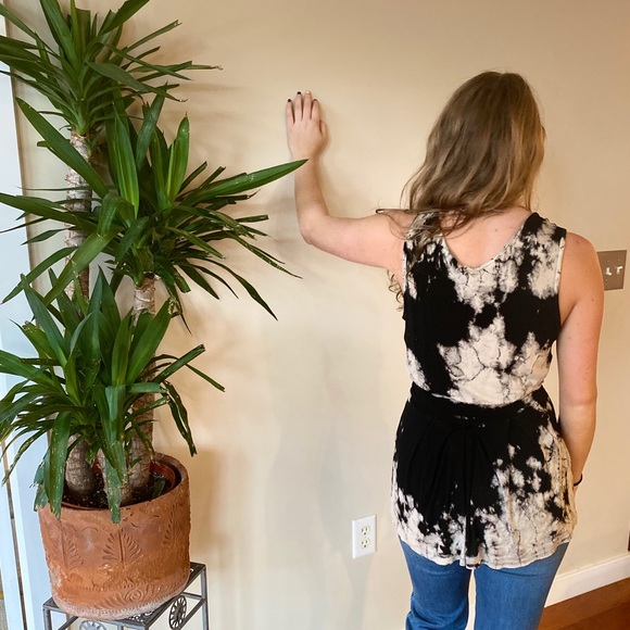 Nordstrom T Party Women’s Tie Dye Top - Picture 2 of 5